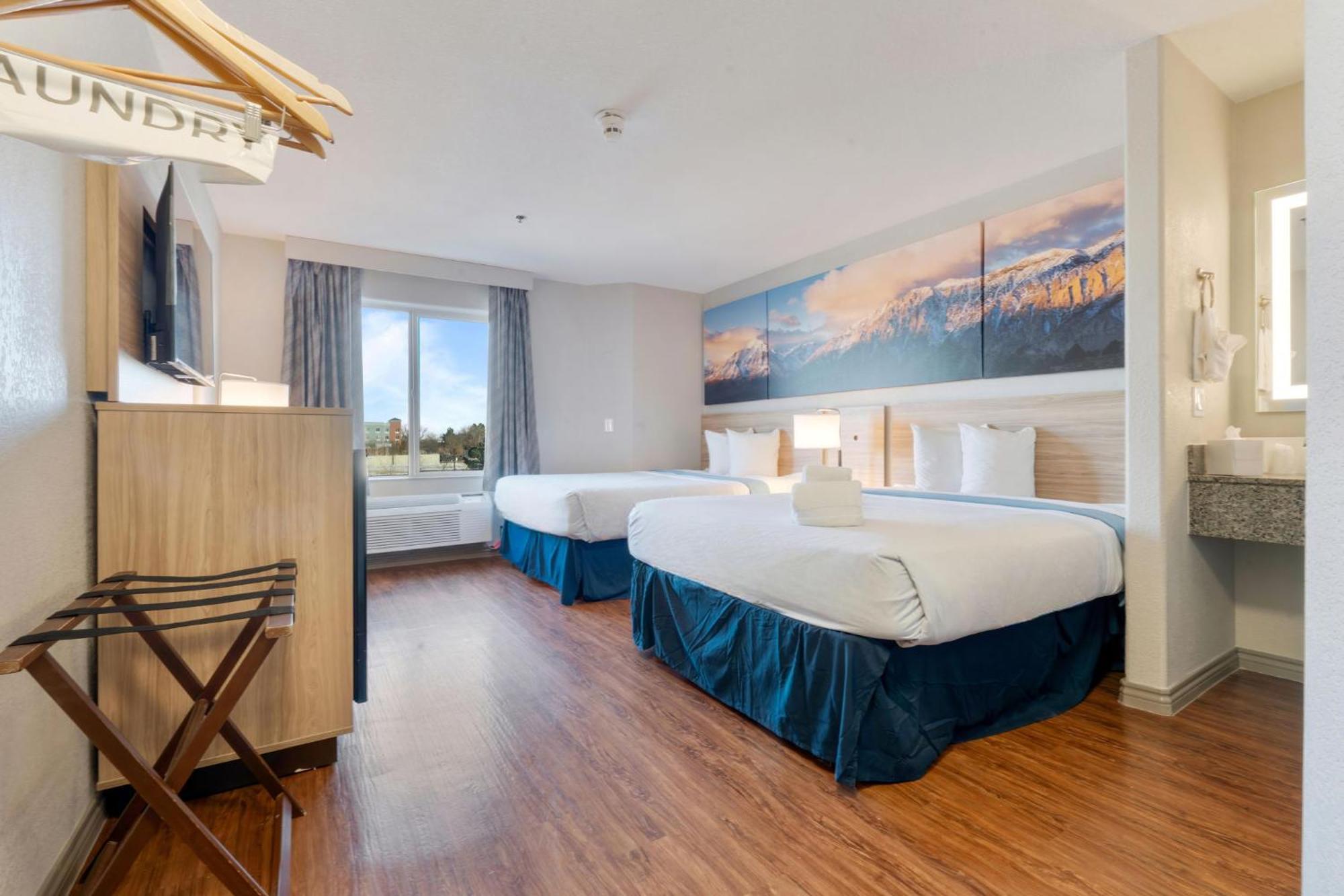 Days Inn By Wyndham ธอร์นตัน ภายนอก รูปภาพ