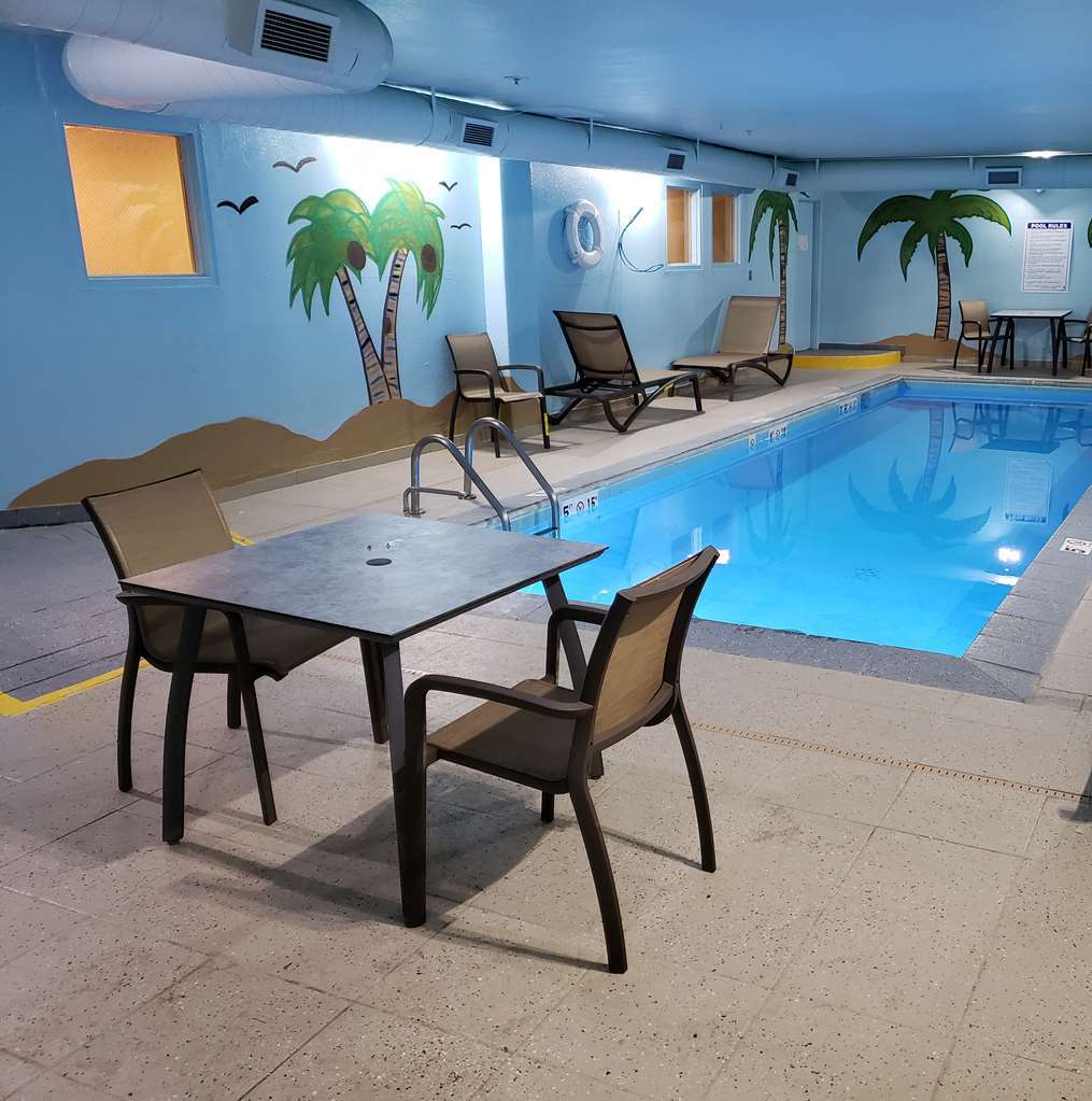 Days Inn By Wyndham ธอร์นตัน ภายนอก รูปภาพ